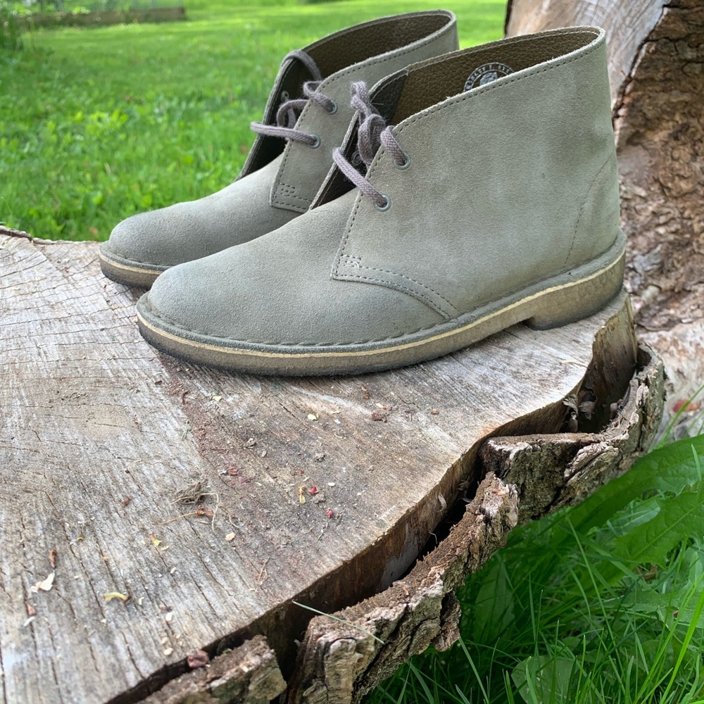 Clarks Womens Desert Boot. Chukka